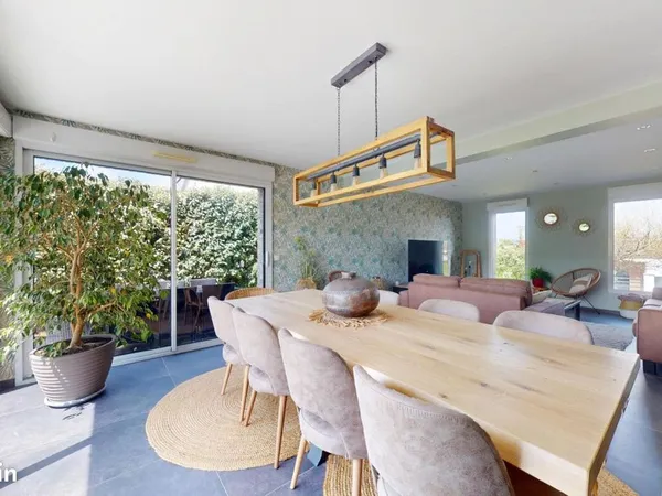 Maison 4 pièces 143 m²