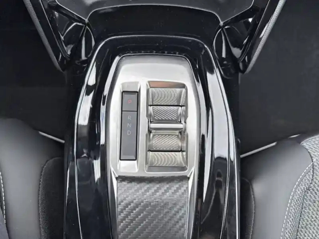 Peugeot 208 hybrid 110 ch e-dcs6 — photo 34