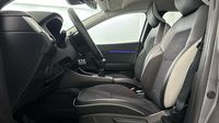Renault Captur 1.0 TCe 90ch Techno — photo 12