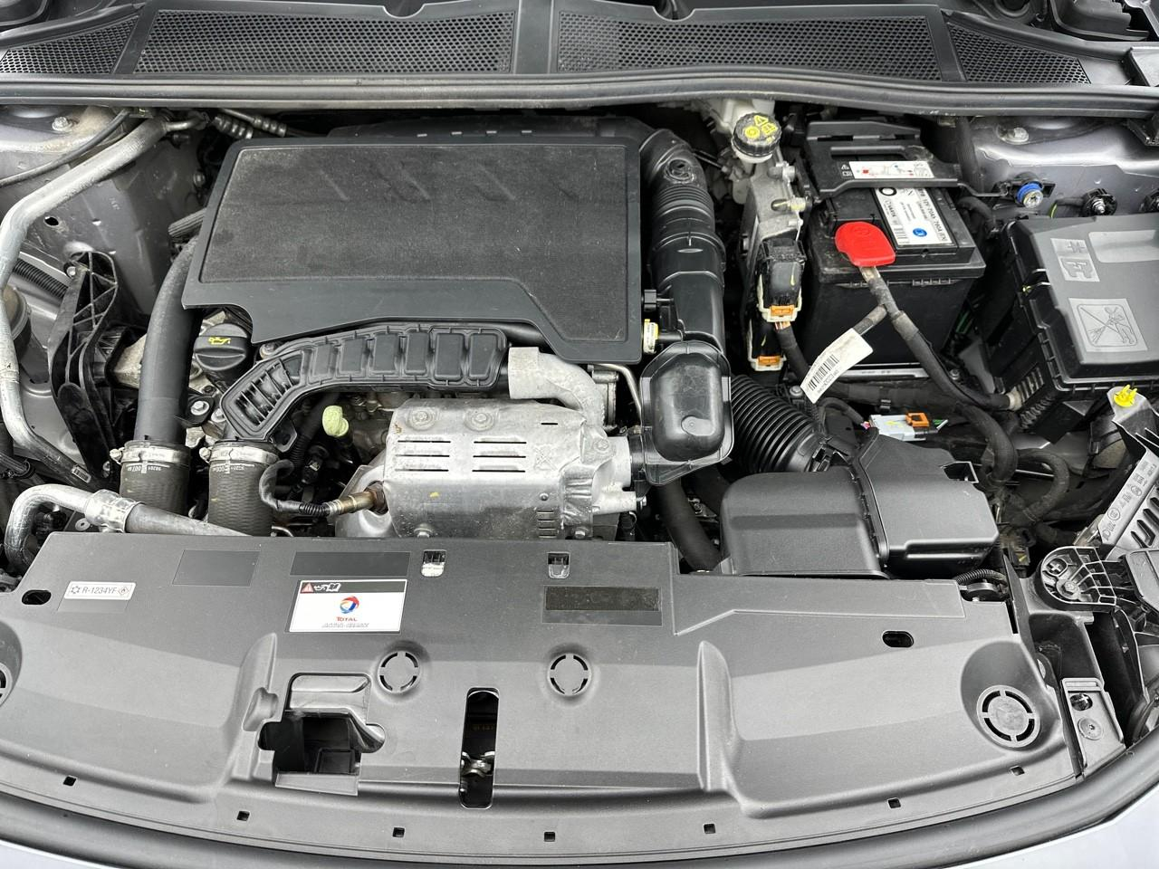 Peugeot 308 puretech 130ch s&s eat8 active pack — photo 15