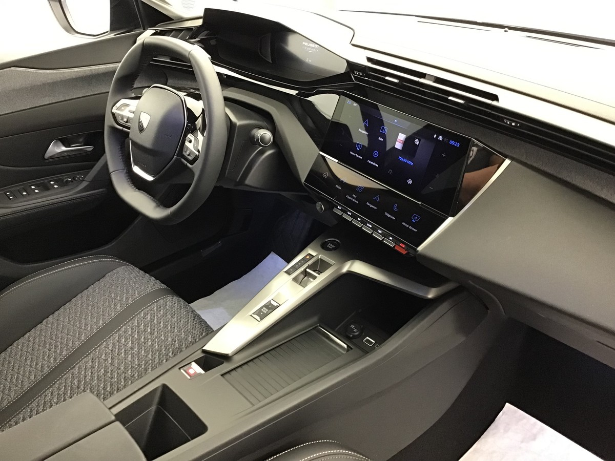 Peugeot 308 — photo 8
