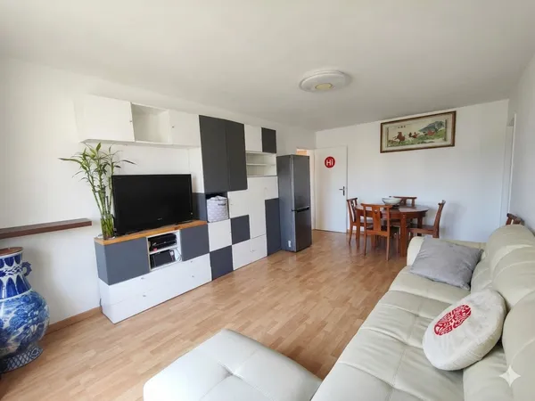 Appartement Bussy Saint Georges 3 pièce 64 m2 balcon parking