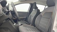 Dacia Sandero 1.0 TCe 90ch Stepway Confort -22 — photo 9