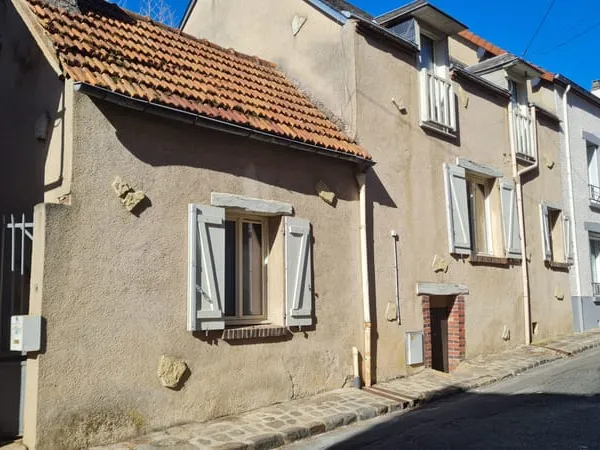MAINTENON Maison de ville de 6 pièces de 110m²