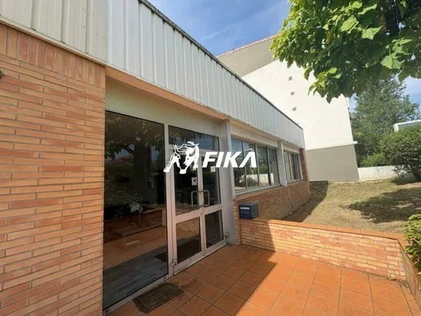 Bureau 182 m²