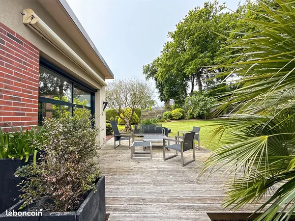 Villa 6 pièces 200 m²