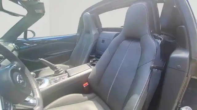 Mazda Mx-5 rf 1.5l skyactiv-g 132 ch — photo 11