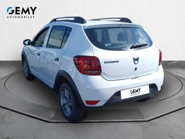 Dacia Sandero sce 75 — photo 7