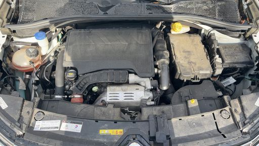 Citroen C4 Cactus 1.2 PureTech 110 - Shine – 2019 – 63776 km – Essence – Boîte Manuelle — photo 20