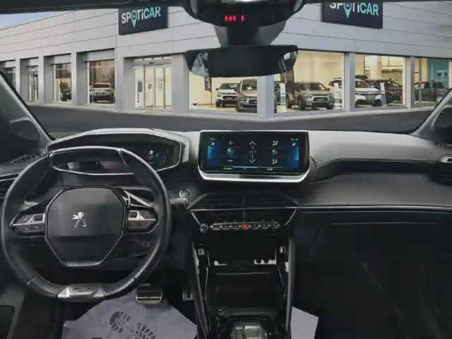 Peugeot 208 electrique 50 kwh 136ch gt — photo 10
