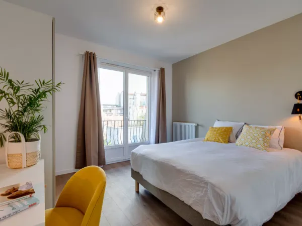 Chambre en colocation dans une maison à Le Perreux-sur-Marne avec sdb privée