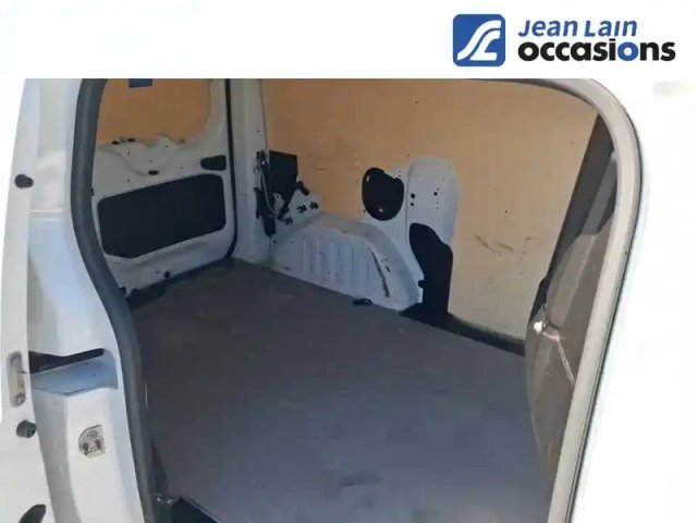 Renault Express Van blue dci 95 — photo 17