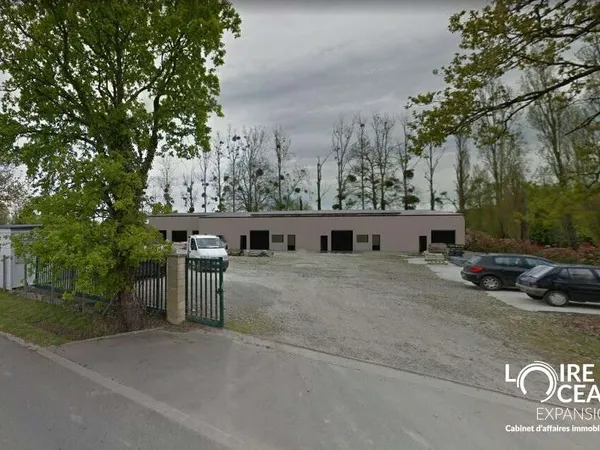 Cellules artisanales neuves à vendre à Petit-Mars