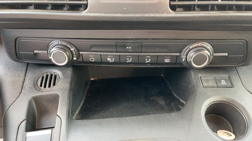 Citroen Berlingo 1.5 BlueHDI 100 - Live – 2019 – 124880 km – Diesel – Boîte Manuelle — photo 25