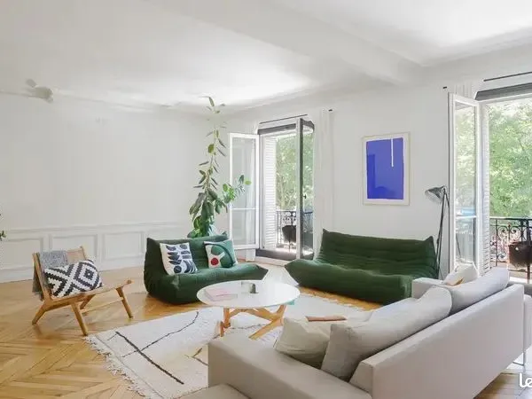 Appartement avec balcon-terrasse - 128m²