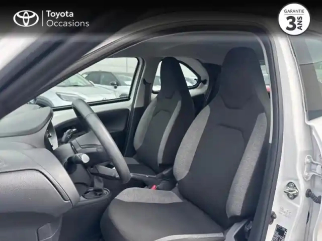 Toyota Aygo X 1.0 vvt-i 72ch dynamic my24 — photo 3