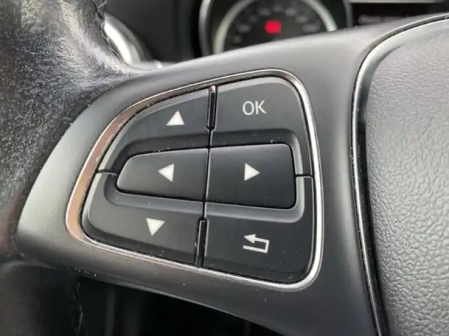 Mercedes Gla 200 inspiration 7g-dct — photo 15