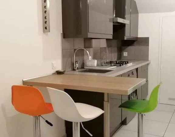 Studio 1 pièce 26 m²