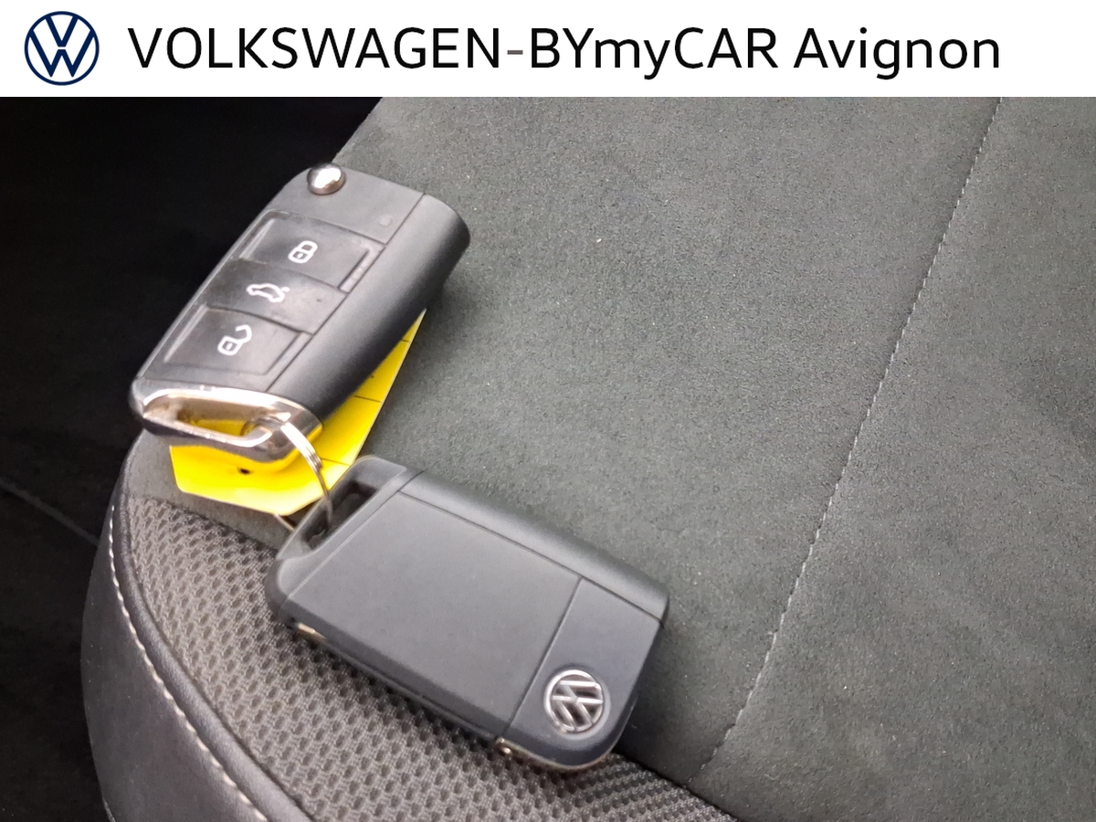 Volkswagen T-Roc 1.5 TSI EVO 150 Start/Stop DSG7 — photo 33