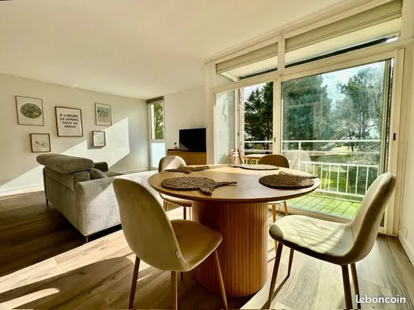 Joli Appartement meublé