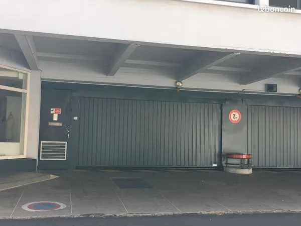 Parking hyper centre