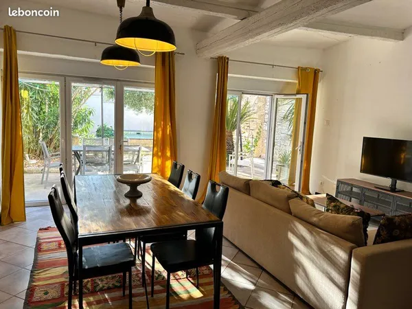 COLOCATION VERGÈZE GARE 2min à pied - 9 mn gare Nimes / 23 mn gare Montpellier TER - connections pou