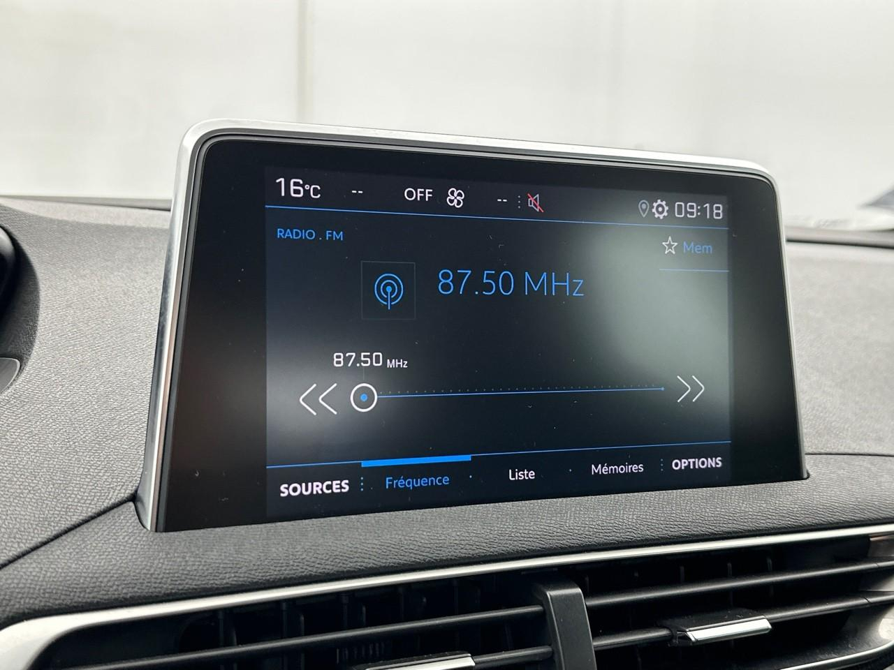 Peugeot 3008 puretech 130ch s&s bvm6 active pack — photo 24