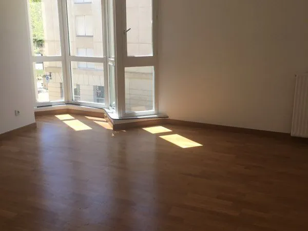 Location appartement t3 loggia parking ANTIGONE MONTPELLOER