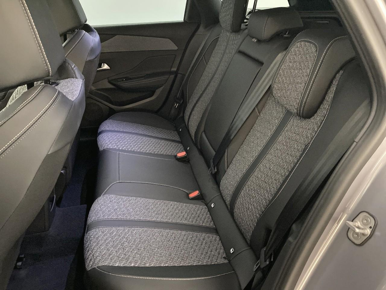 Peugeot 308 sw bluehdi 130ch s&s eat8 allure — photo 10