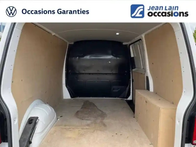 Volkswagen Transporter 6.1 van l1h1 2.0 tdi 150 dsg7 — photo 14