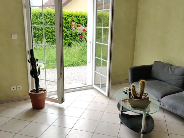 Gaillard villa au calme proche TRAM