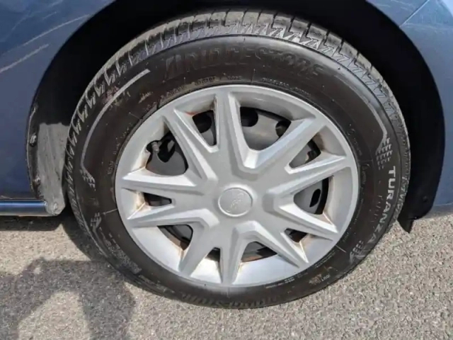 Ford Fiesta 1.1 85ch business 5p euro6.2 — photo 9