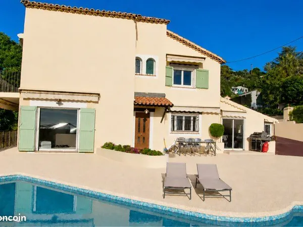 Maison individuelle proche mer