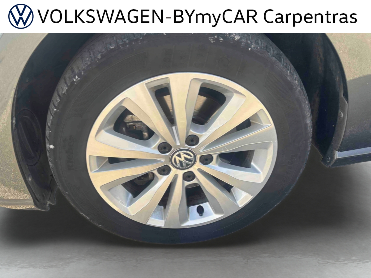 Volkswagen Golf 1.6 TDI 115 FAP BVM5 — photo 16