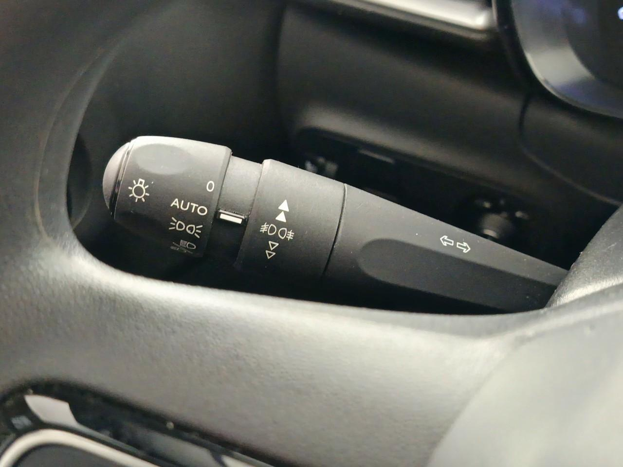 Citroën C3 puretech 83 ch bvm5 max — photo 24
