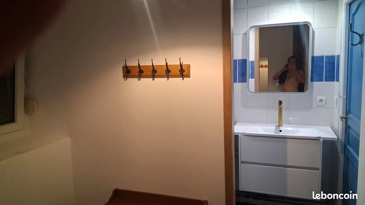 Photo 3