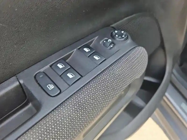 Citroën C3 Aircross bluehdi 110ch s&amp;s shine — photo 13