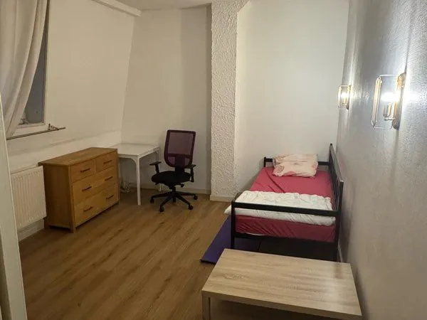 Chambre meublée en colocation - Roubaix, secteur Alsace - 550 charges comprises