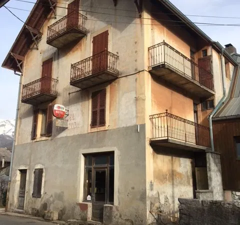 Immeuble 15 pièces 400 m²