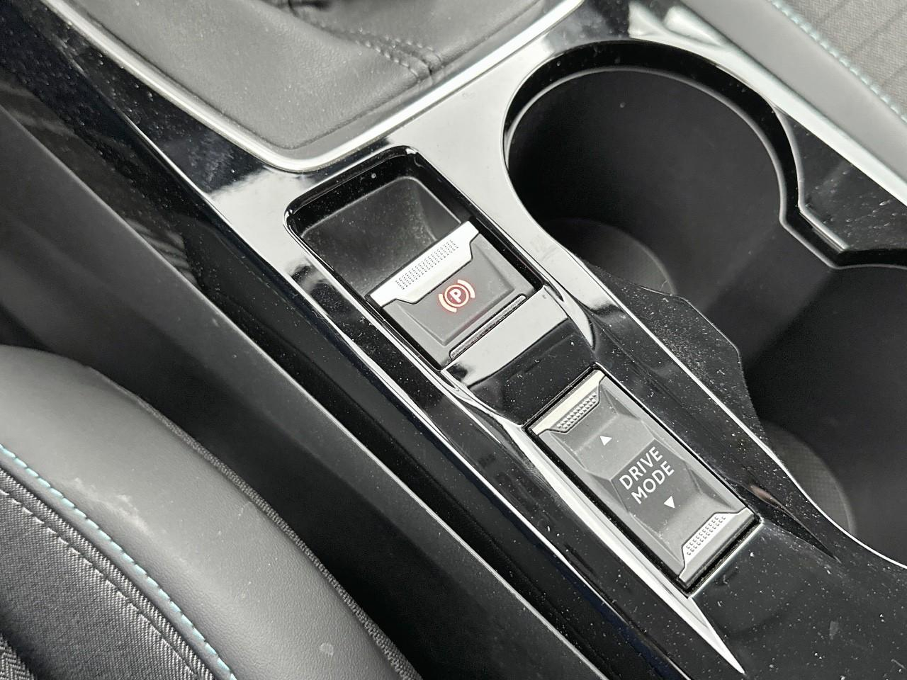 Peugeot 2008 puretech 130 s&s bvm6 allure — photo 33