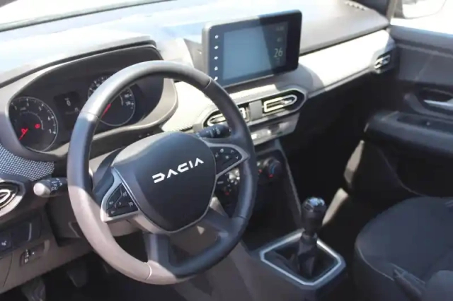 Dacia Sandero eco-g 100 — photo 33