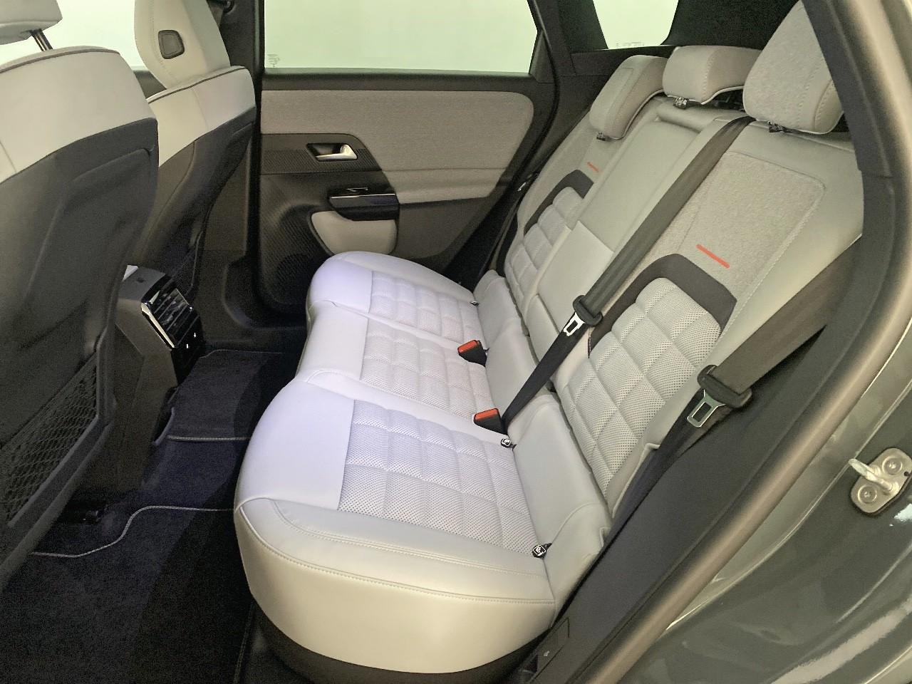 Citroën C5 Aircross e-c5 aircross 210 ch autonomie confort max — photo 10