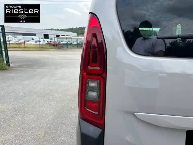 Citroën Berlingo taille m puretech 110 s&amp;s bvm6 — photo 17