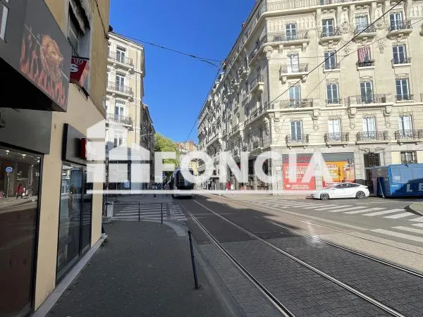 Vente - Local commercial - 11 m² - 40 000 € - GRENOBLE