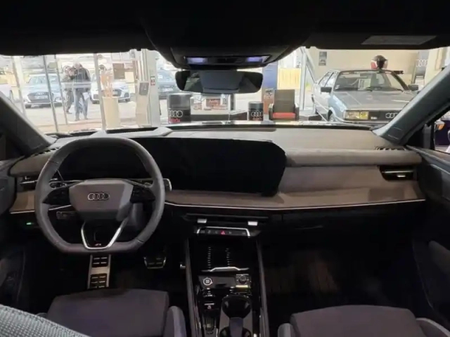 Audi Q3 sportback 1.5 e-hybrid 272ch s line s tronic 6 — photo 14