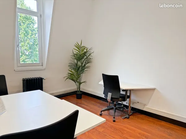 Bureau privé à louer pour 2 personnes à Roubaix, La Maison d'Alfred Roubaix
