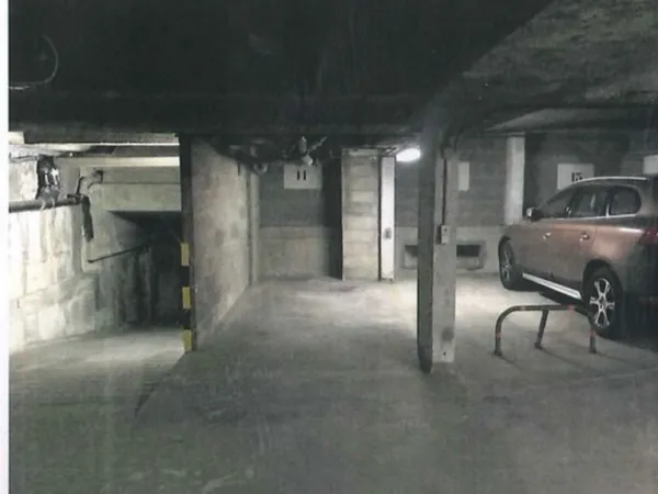 Vends parking 10m²