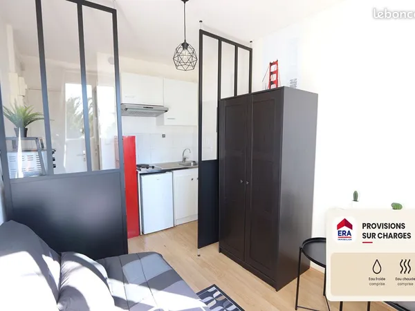 Studio 1 pièce 12 m²