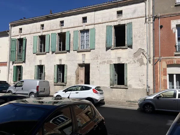 Maison 9 pièces 210 m²