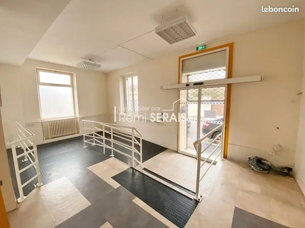 Bureaux 255 m² ARGENTAN